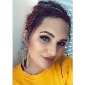 Meet your Posher, Mackenzie
